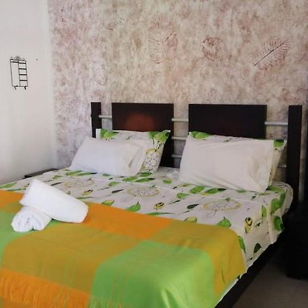 Casa Amazilia Hotel Leticia Exterior photo
