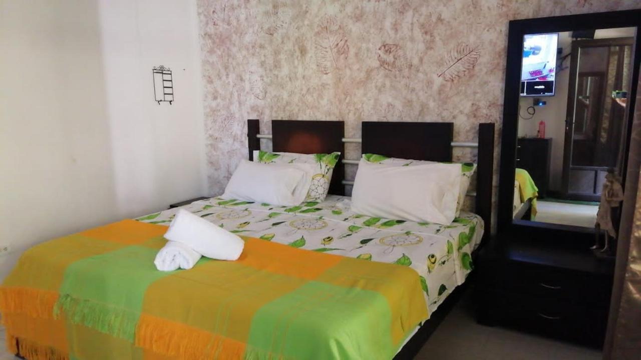Casa Amazilia Hotel Leticia Exterior photo